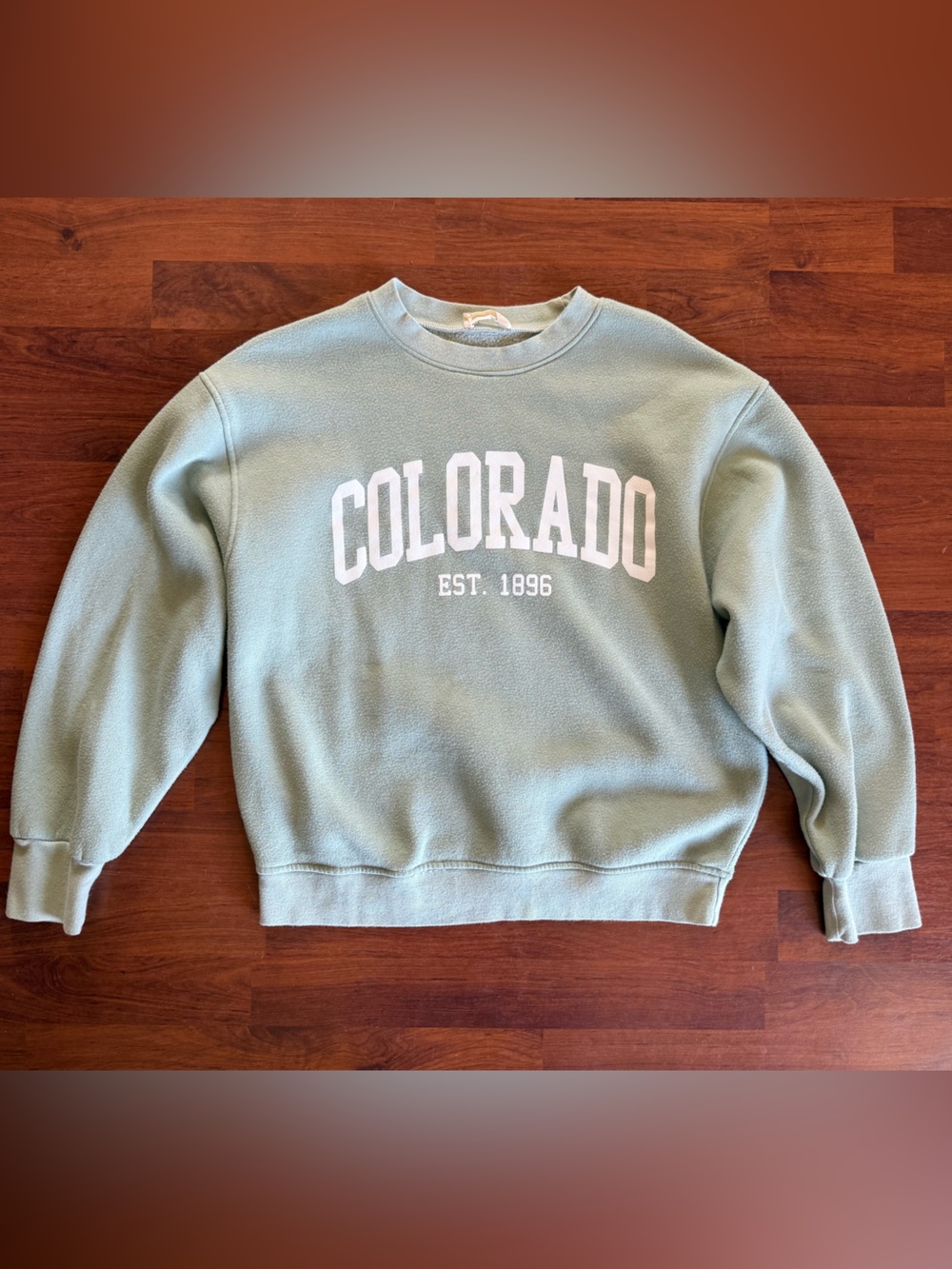 Altar’d StateColorado Graphic Crewneck Sweatshirt in Sage Green